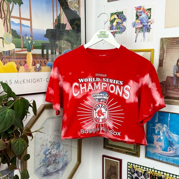Vintage Y2K 2004 Boston Red Sox Cropped T-Shirt